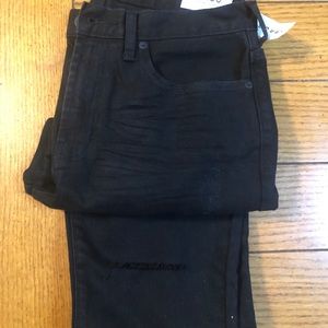 Young men’s skinny jeans